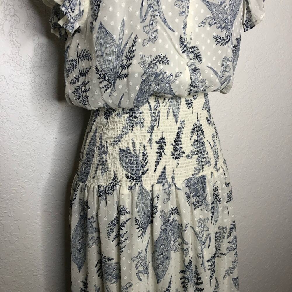 INA white blue floral ruffle smocked maxi dress size Medium - Picture 12 of 16
